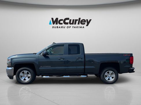 Used 2018 Chevrolet Silverado 1500 LT w/ All Star Edition AWD/4WD image 3