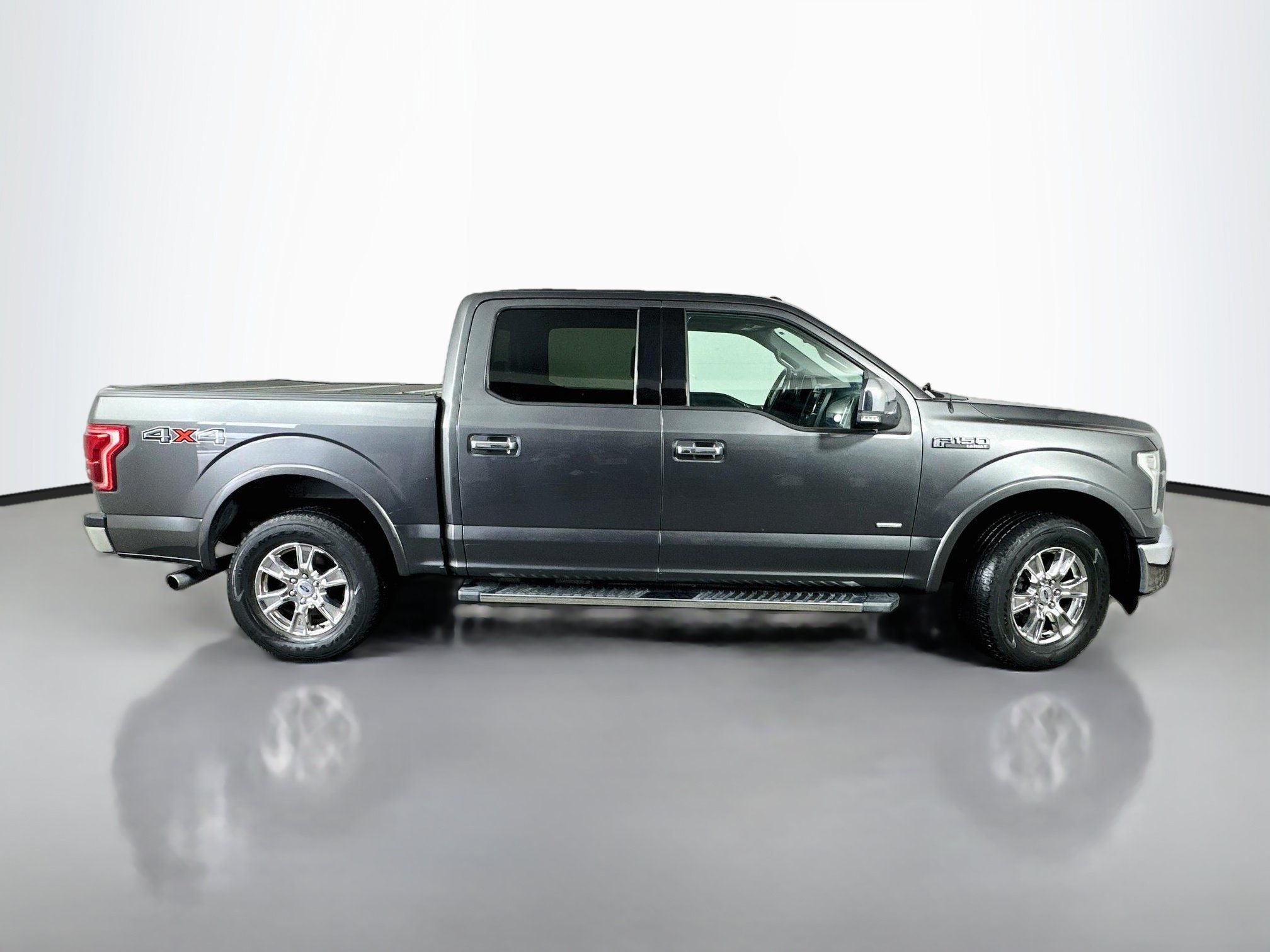 Used 2015 Ford F150 Lariat w/ Equipment Group 502A Luxury AWD/4WD image 8