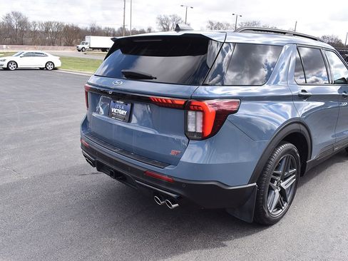 Certified 2025 Ford Explorer ST AWD/4WD image 31