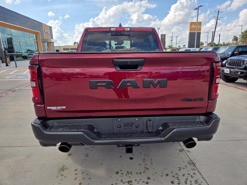 Used 2025 RAM 1500 Warlock AWD/4WD image 4
