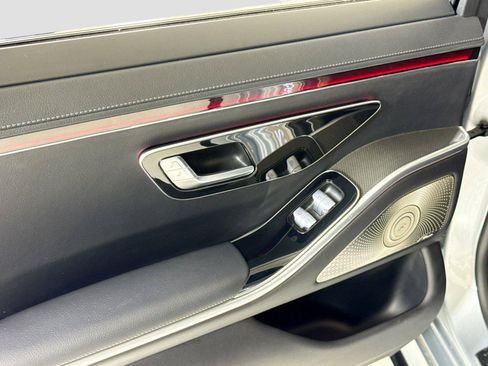 Used 2023 Mercedes-Benz S 500 4MATIC w/ AMG Line image 24