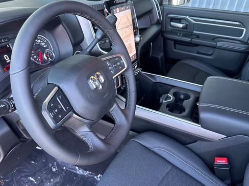 New 2026 RAM 3500 Big Horn AWD/4WD image 9