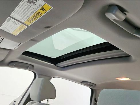 Used 2019 Honda CR-V EX image 28