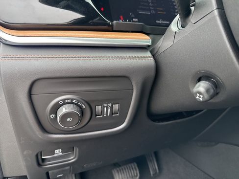 New 2026 Jeep Grand Cherokee L Summit image 17