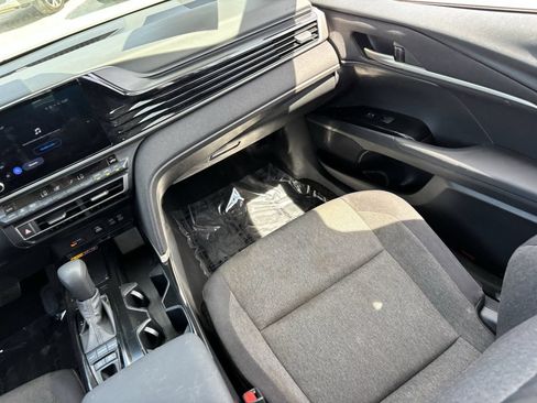 Used 2025 Toyota Camry LE FWD image 14