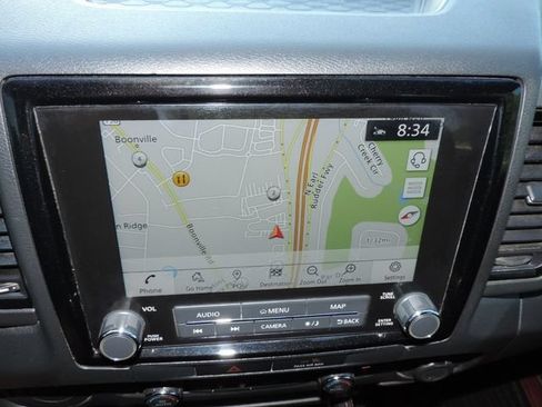 Used 2022 Nissan Frontier Pro-X RWD image 25