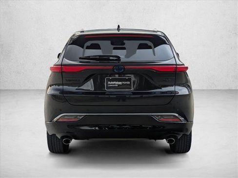 Used 2023 Toyota Venza Nightshade image 7