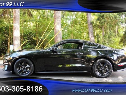 Used 2018 Ford Mustang Coupe RWD image 1