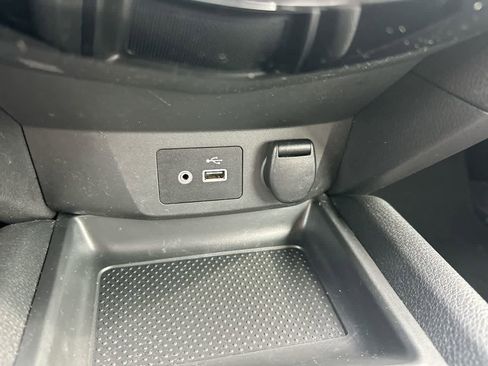 Used 2020 Nissan Rogue Sport SV w/ All-Weather Package image 32