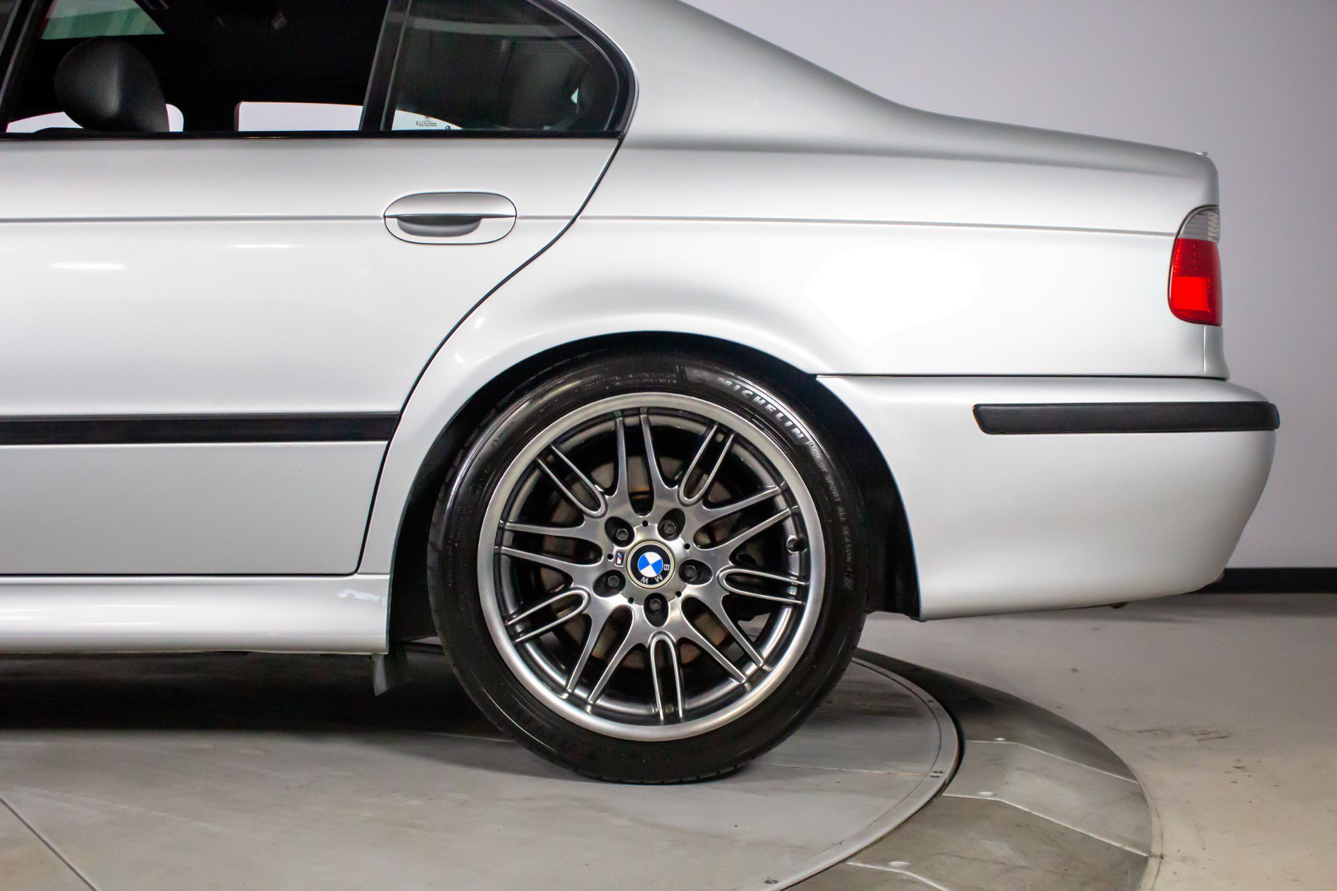 Used 2002 BMW M5 RWD image 62