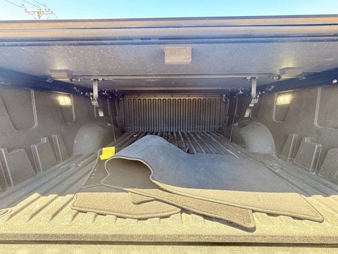 Used 2024 Toyota Tundra Capstone AWD/4WD image 15