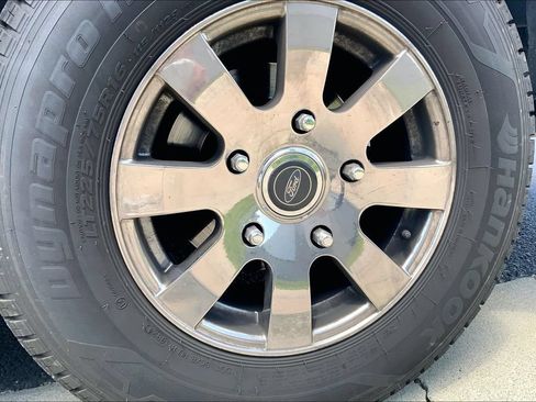 Used 2016 Ford Transit 150 148 Low Roof w/ Exterior Upgrade Package RWD image 3