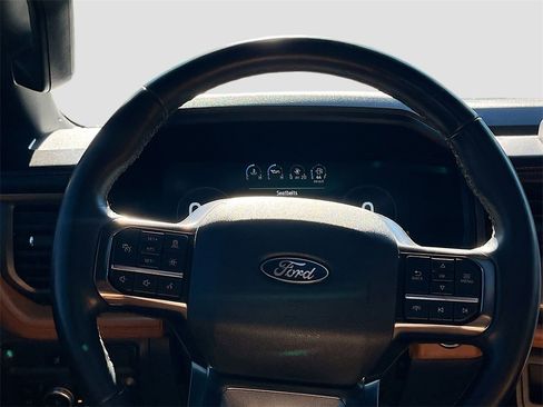 Used 2022 Ford Expedition Max Platinum image 24