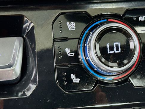 Used 2023 GMC Sierra 1500 Denali w/ Denali Reserve Package image 22