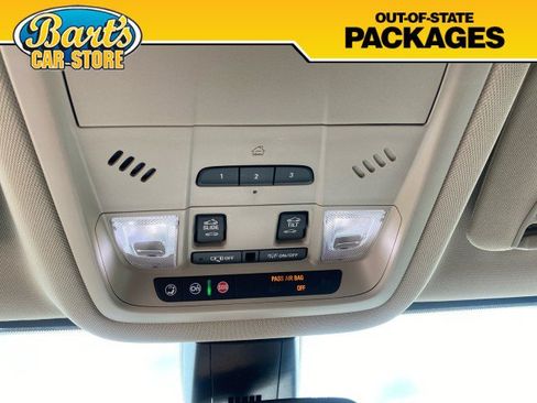 Used 2019 GMC Acadia Denali w/ Technology Package AWD/4WD image 38