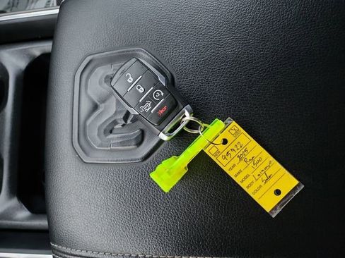 Used 2025 RAM 1500 Laramie image 31