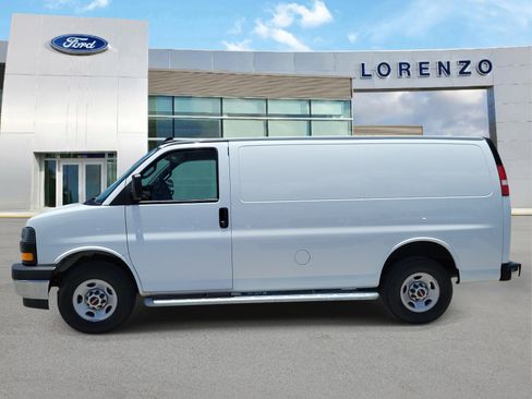 Used 2024 GMC Savana 2500 w/ Driver Convenience Package RWD image 8