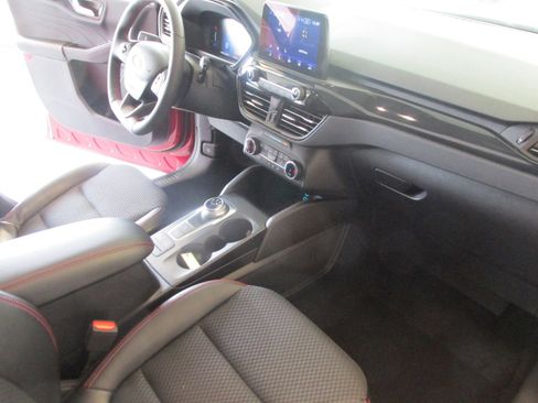 Used 2023 Ford Escape ST-Line image 26