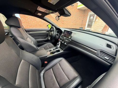Used 2020 Honda Accord Sport image 16