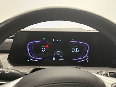 Used 2023 Kia Telluride EX X-Line image 9