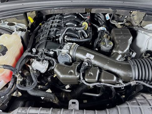 Used 2023 Jeep Grand Cherokee L Laredo image 39