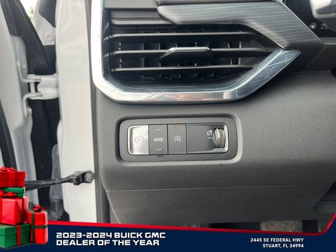 Certified 2025 GMC Acadia Elevation image 23
