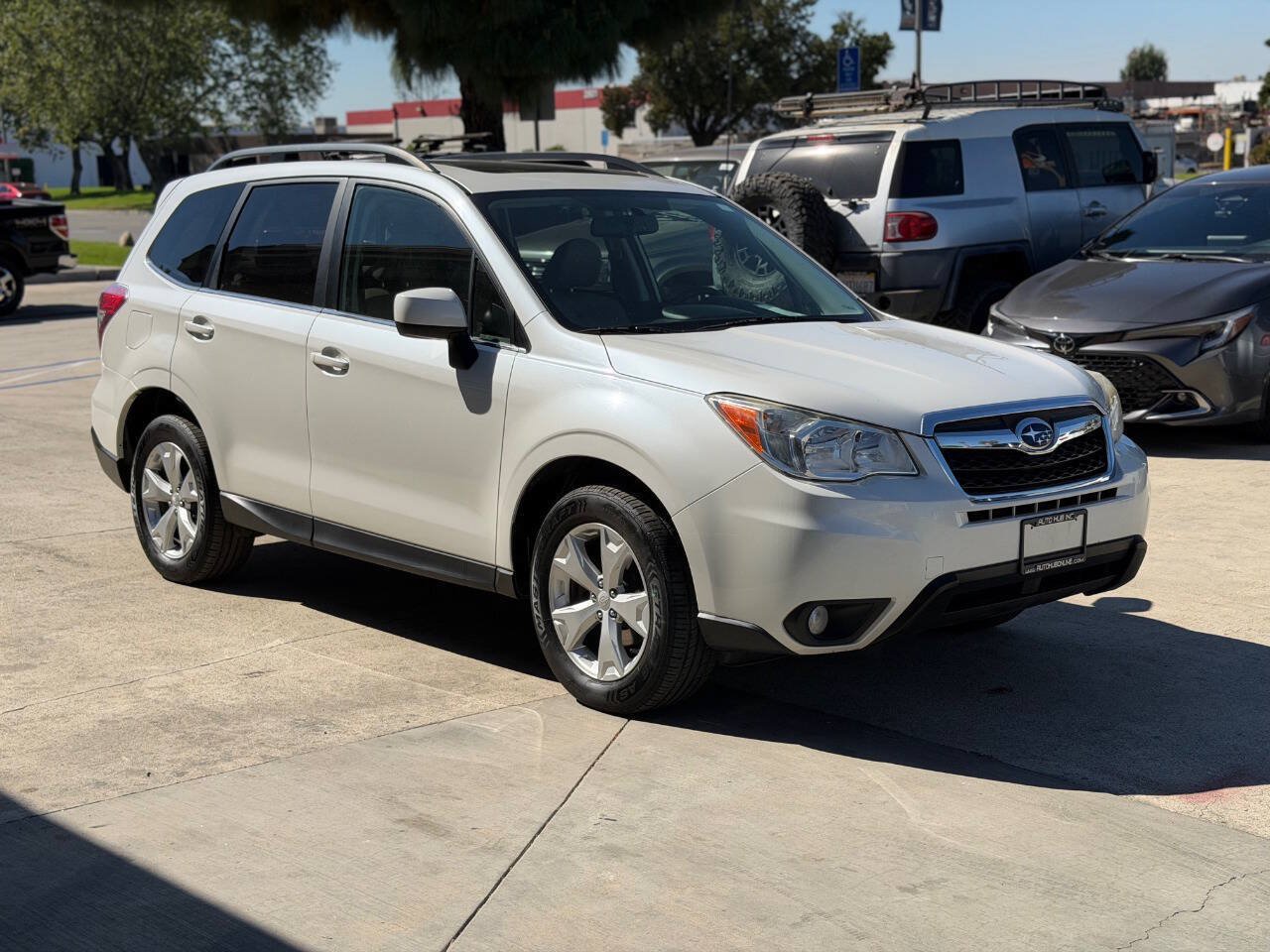 Used 2014 Subaru Forester 2.5i Limited w/ Popular Package #1 AWD/4WD image 5