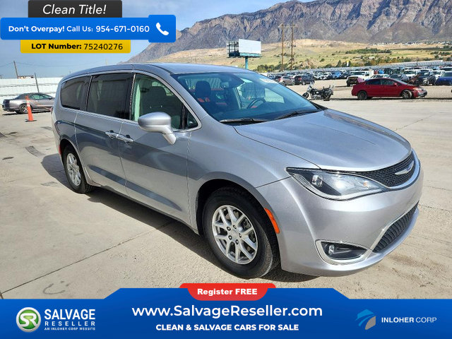 Used 2020 Chrysler Pacifica Touring w/ Cold Weather Group FWD image 5