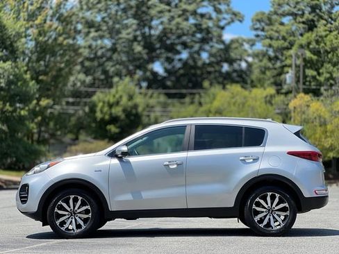 Used 2018 Kia Sportage EX AWD/4WD image 8