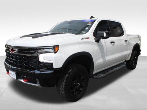 Used 2022 Chevrolet Silverado 1500 ZR2 AWD/4WD image 11