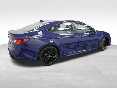 Used 2025 Toyota Camry XSE image 8