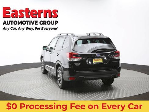 Used 2023 Subaru Forester Premium AWD/4WD image 70