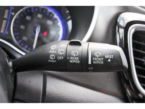 Used 2020 Chrysler Pacifica Touring-L FWD image 22