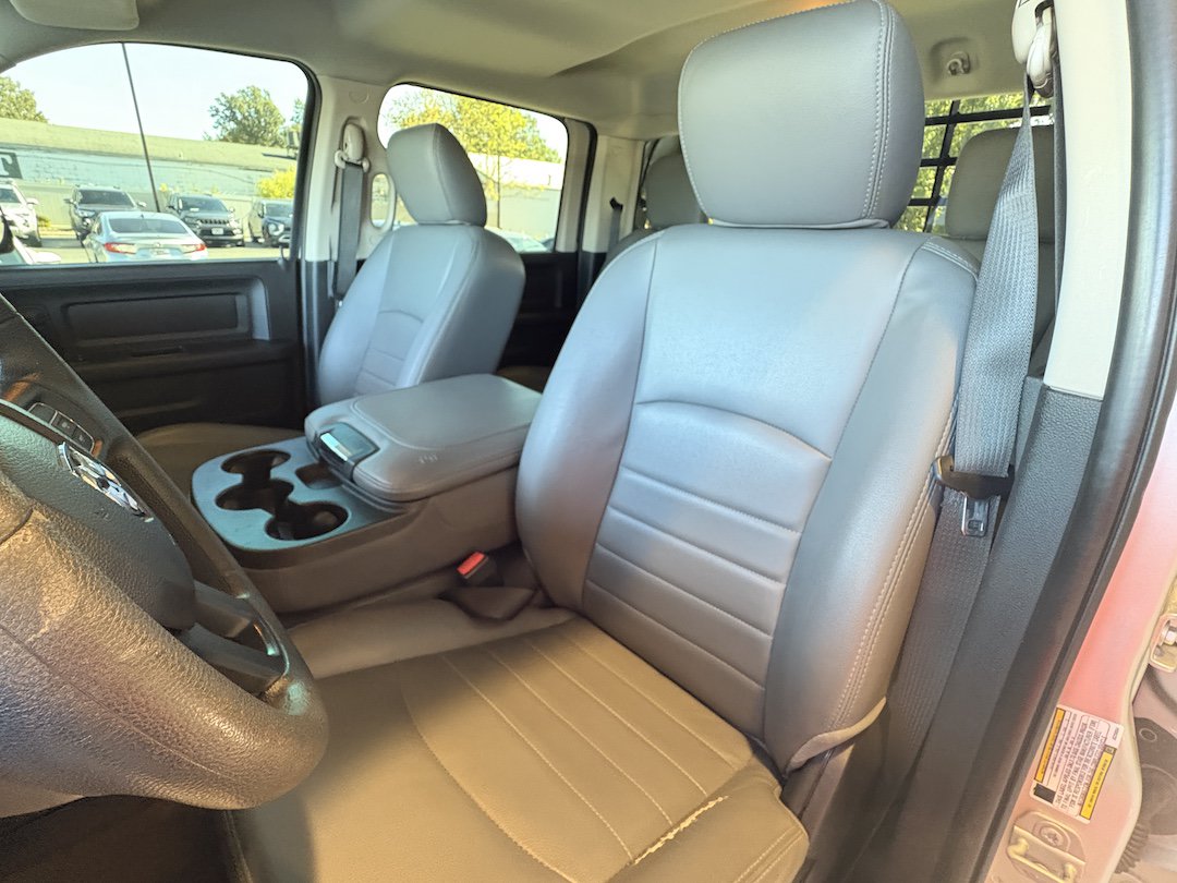 Used 2018 RAM 3500 Tradesman w/ Chrome Appearance Group AWD/4WD image 22