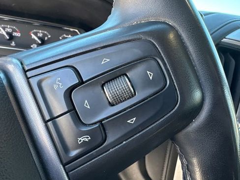 Used 2023 GMC Sierra 2500 SLT w/ SLT Preferred Package image 29