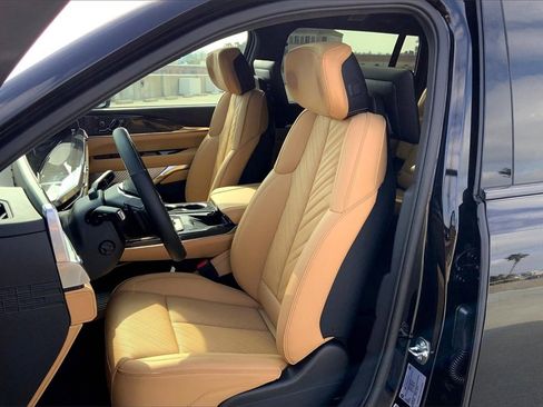 New 2025 Cadillac Escalade IQ Luxury 2 image 12