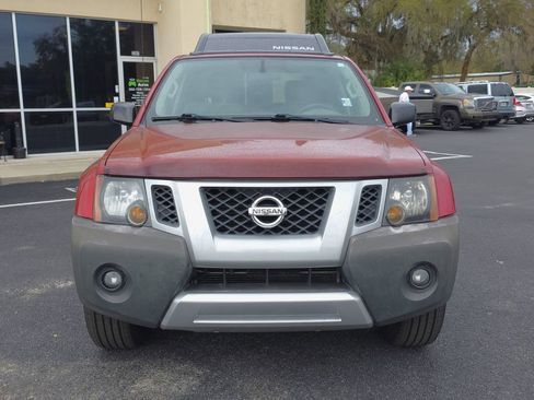 Used 2015 Nissan Xterra S w/ Value Package image 2