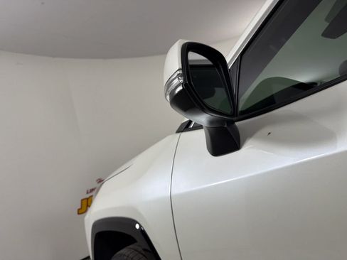 Used 2022 Toyota RAV4 SE AWD/4WD image 13