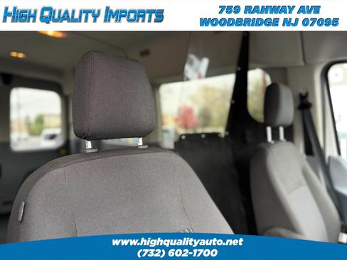 Used 2018 Ford Transit 150 XLT image 42