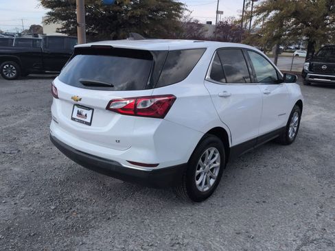 Used 2018 Chevrolet Equinox LT image 8