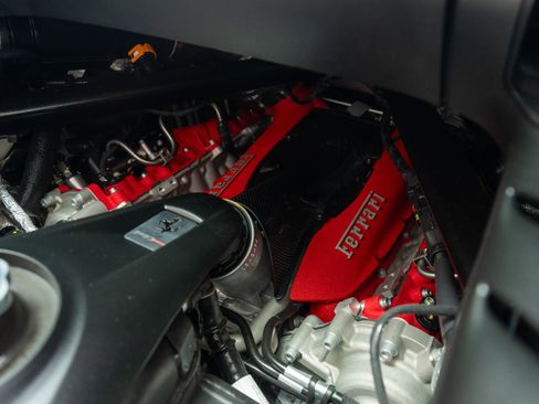 Used 2025 Ferrari SF90 Spider AWD/4WD image 47