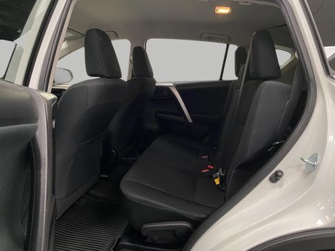 Used 2018 Toyota RAV4 LE w/ All Weather Liner Package AWD/4WD image 25