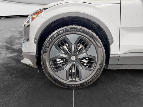 Used 2026 Volvo EX30 Cross Country Ultra w/ Protection Package Premier AWD/4WD image 28