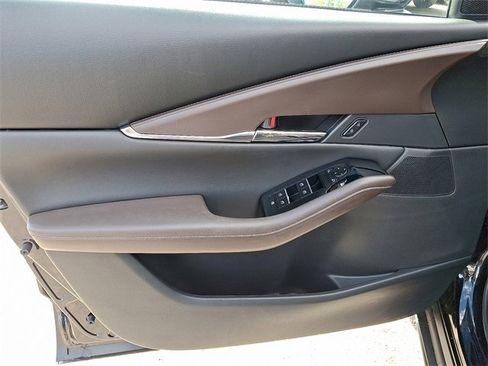 Used 2023 MAZDA CX-30 AWD 2.5 S w/ Premium Package image 9