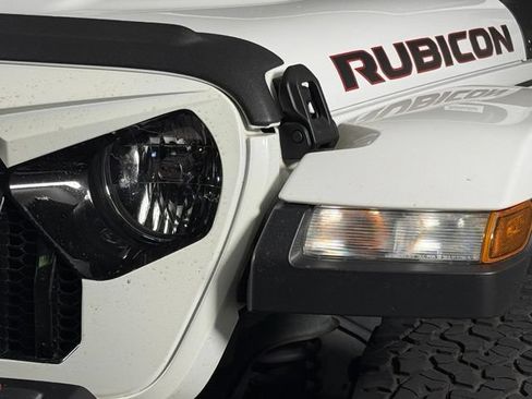 Used 2021 Jeep Wrangler Unlimited Rubicon w/ Xtreme Recon 35" Tire Package AWD/4WD image 12
