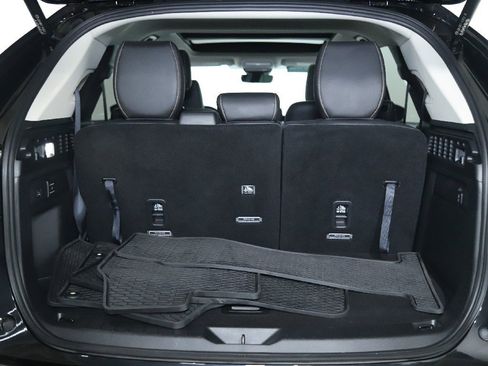 Certified 2025 MAZDA CX-90 Plug-In Hybrid w/Premium Sport image 33