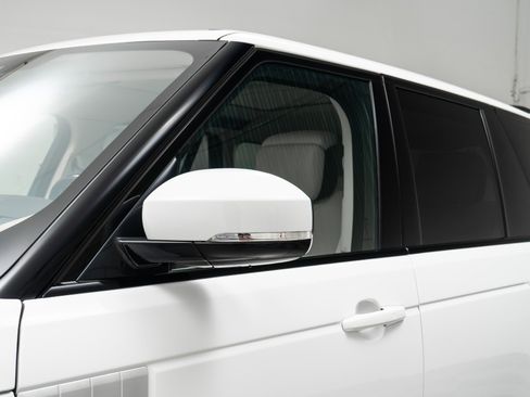 Used 2022 Land Rover Range Rover Westminster Edition image 37