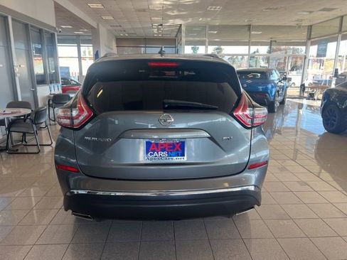 Used 2017 Nissan Murano SV image 6
