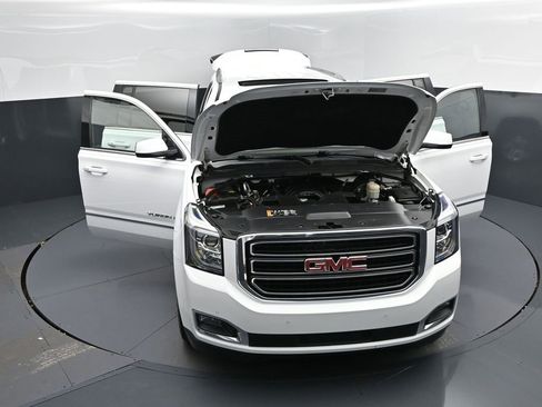 Used 2020 GMC Yukon XL SLT w/ Premium Edition image 54