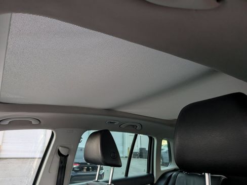 Used 2012 Volkswagen Tiguan SEL FWD image 6